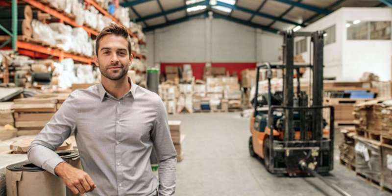 logistics-staffing-warehouse-executive